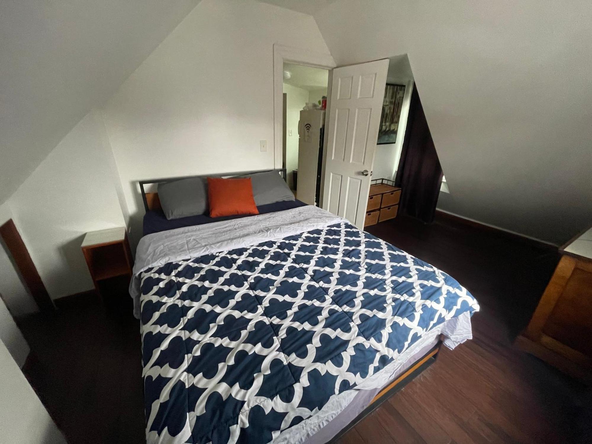 Private Loft 5 Min Away From Lga Apartamento Nova Iorque Exterior foto